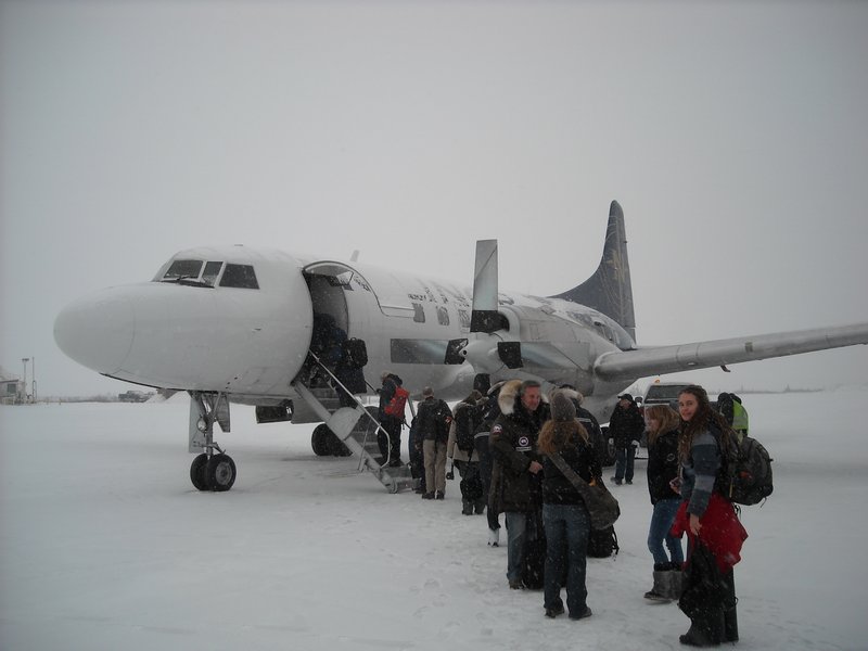 We vertrokken weer naar Winnipeg in een propellervliegtuig