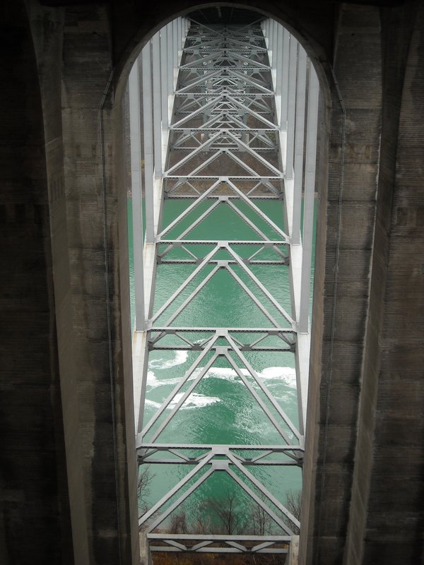 Nog een foto onder de brug