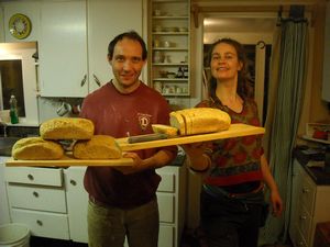 Dirk en Judith presenteren vers brood
