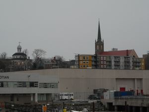 Uitzicht van Industrieel Halifax op kleurig Halifax