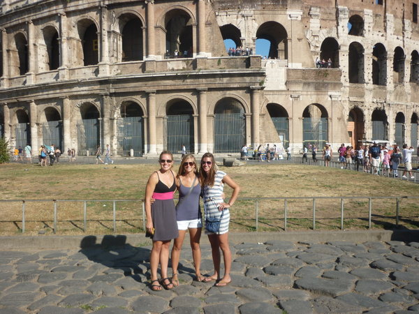 FitWell Employees go to Roma