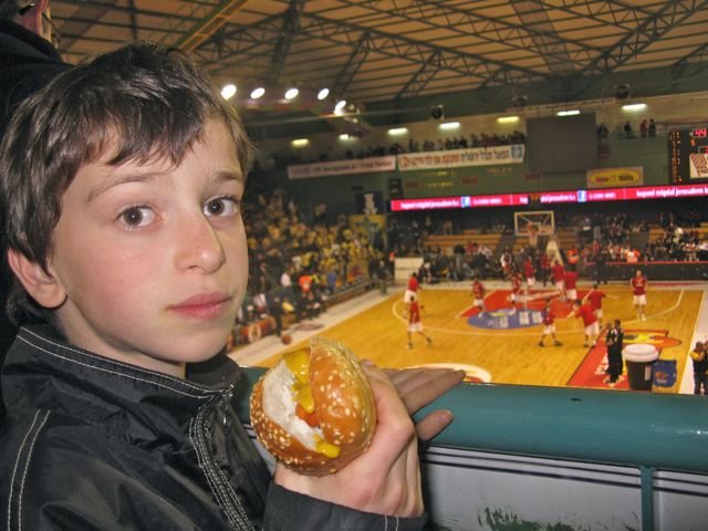 Ezra's 10th Birthday: Hapoel Yerushalayim and a hotdog - It doesn't get any  better!