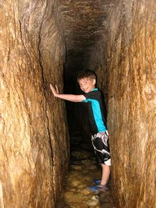 Adin keeps tunnel from collapsing