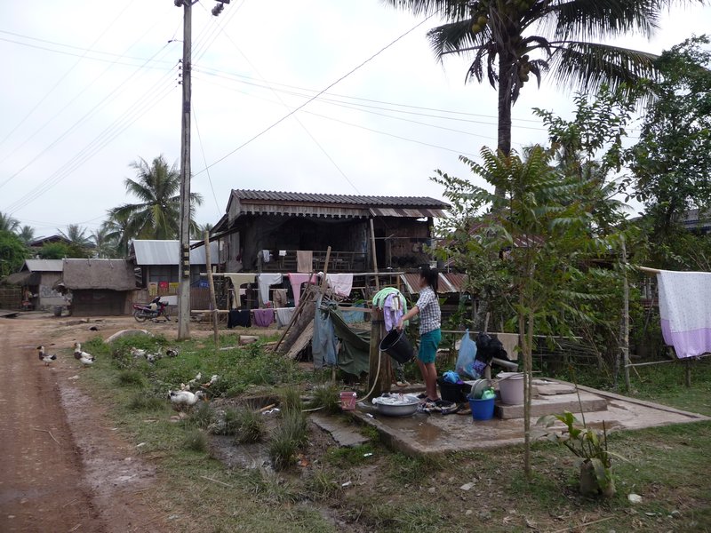 Naehe Luang Nam Tha - allgemeine Waschstelle