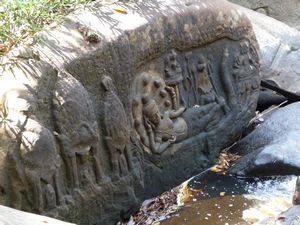 Kbal Spean - Steingravuren im Fluss