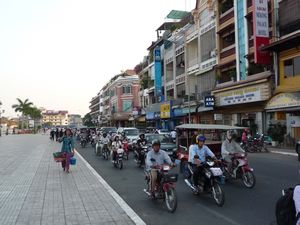 Phnom Penh - wenig Verkehr