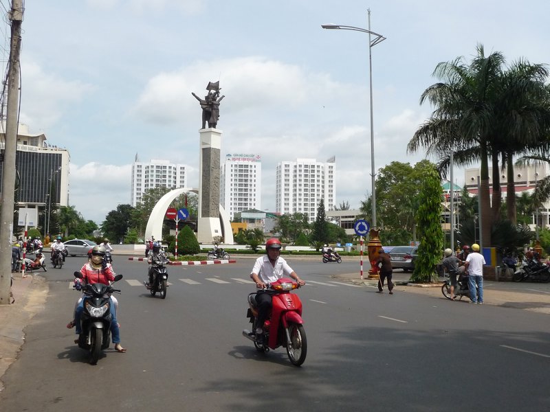 Buon Ma Thuot - Victory Monument