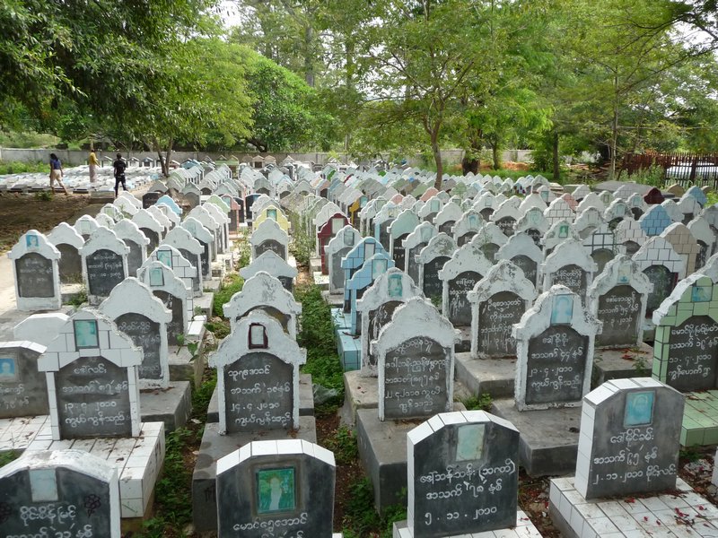 Hsipaw - Friedhof