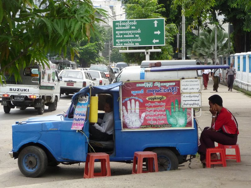 Yangon - Handlesen