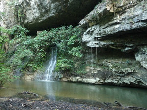 Mulu Nationalpark - Paku Wasserfall
