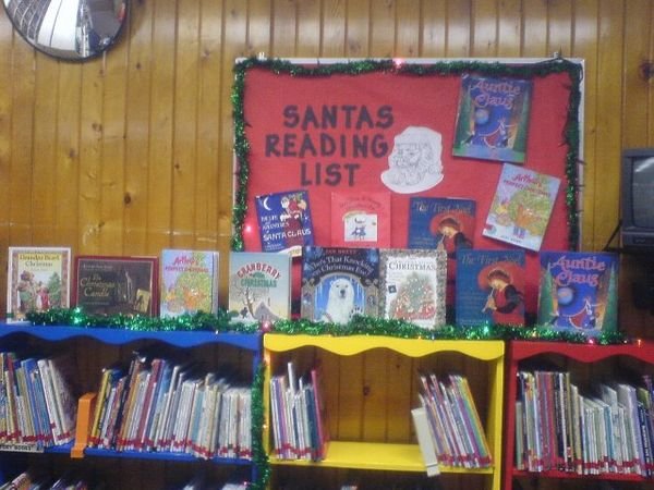 Santa Bulletin Board
