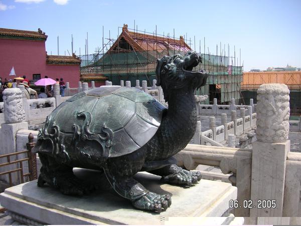 Statue in the Forbidden City