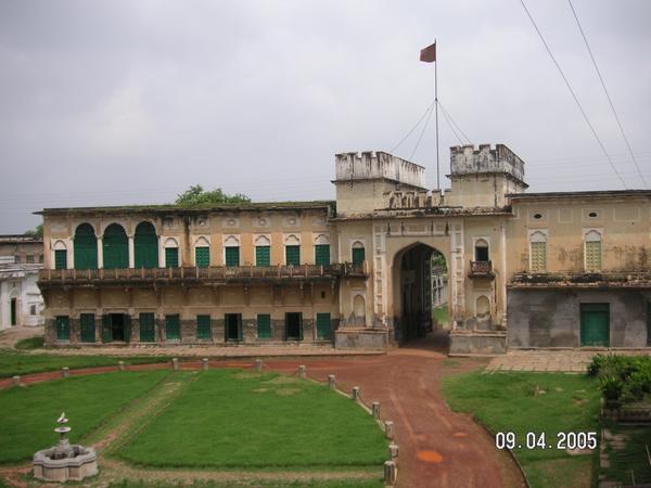 inside Ram Nagar fort