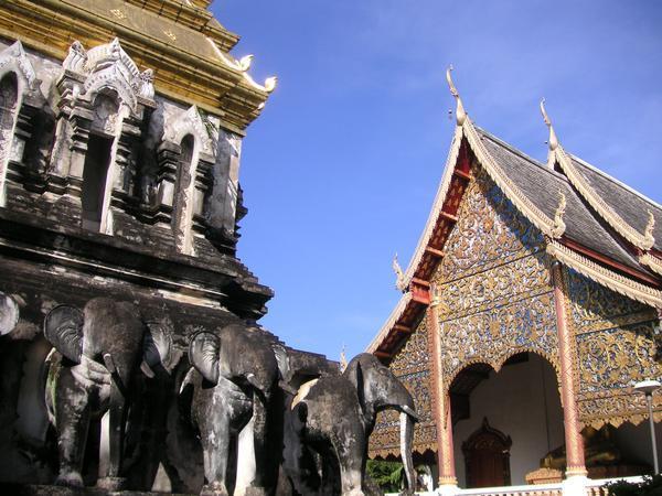 Wat Chang Mun