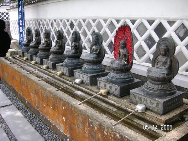 Hofuku-ji Shrine