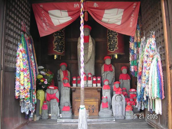 Little shrine near my Minshuku