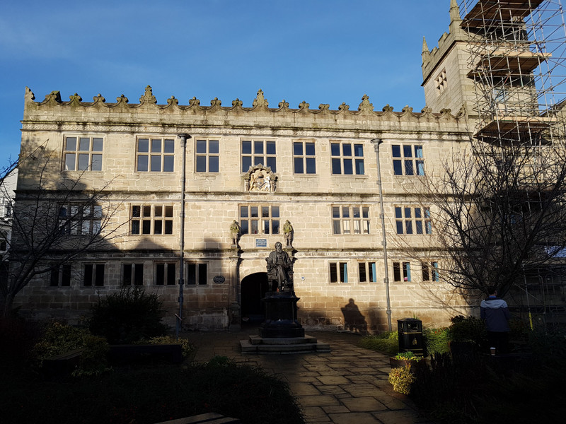 Shrewsbury Library and Charles Darwins statue 