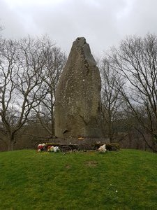 The single stone monolith 