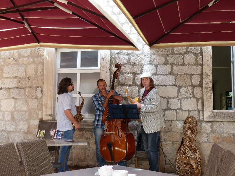 Street cafe in Dubrovnik 