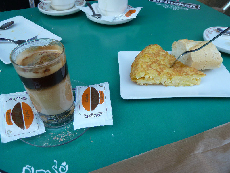 Breakfast in Viana
