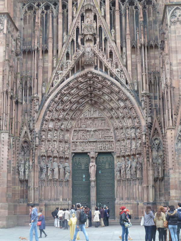 Doorway to Strasburg cathedral 