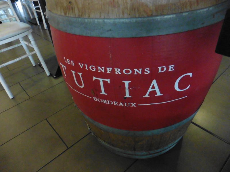 A Bordeaux barrel 