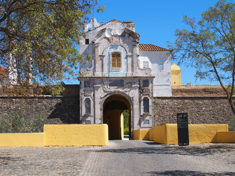One of the gates to Elvas 