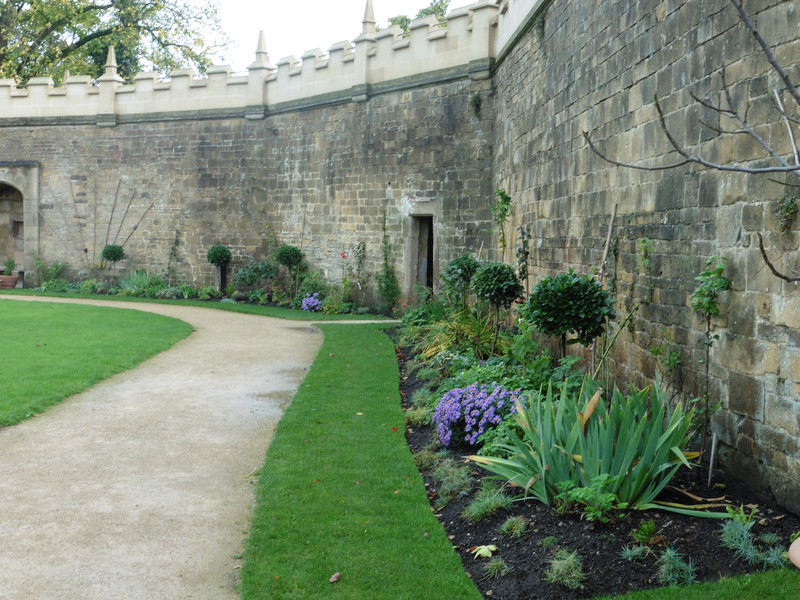 The walled gardens 