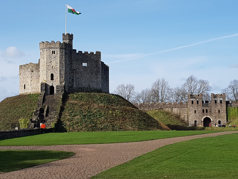 Cardiff castle motte and bailey | Photo