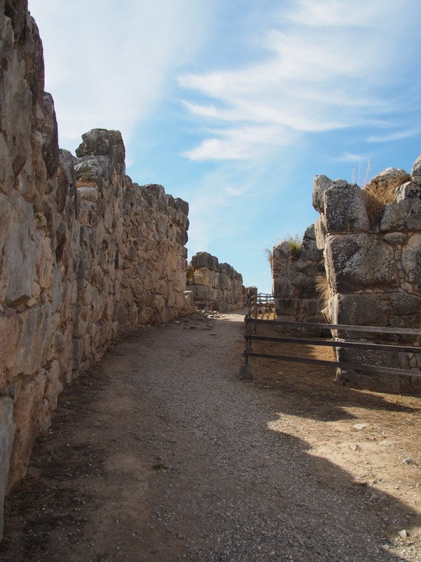 Tiryns another cyclopean wall 