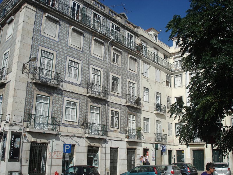 DSC00712 Typical house cladding Lisbon