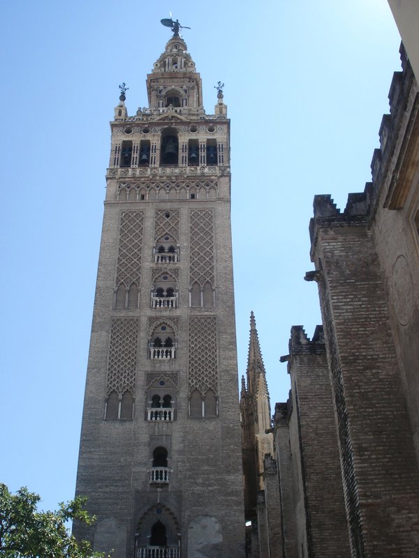 DSC00849 Bell tower of the Seville Cathedral