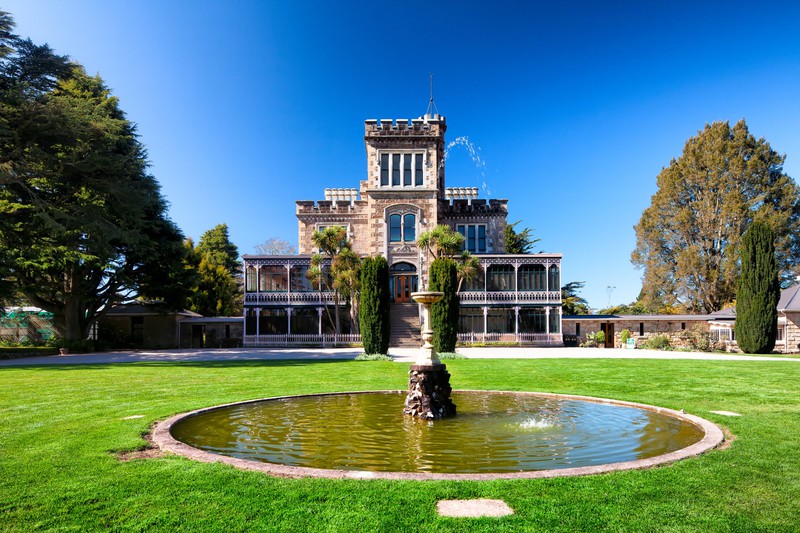 Larnach Castle and fountain