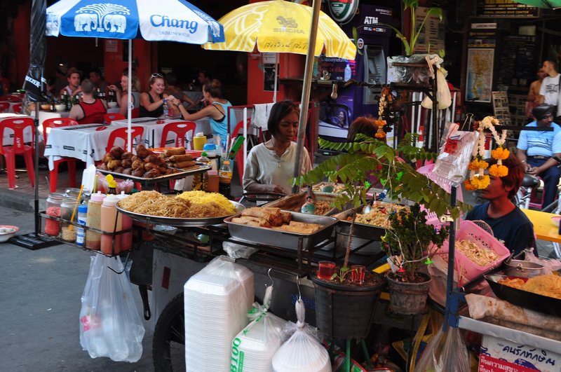 En typisk madbod i Bangkok