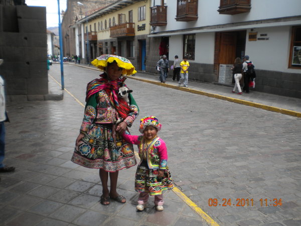 Woman & Child in Cusco