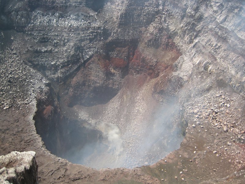 Voclan Masaya crater
