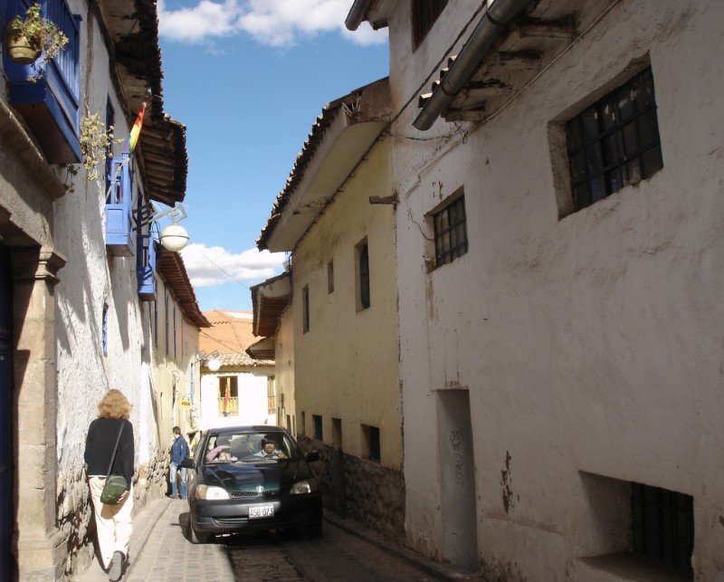 very narrow streets