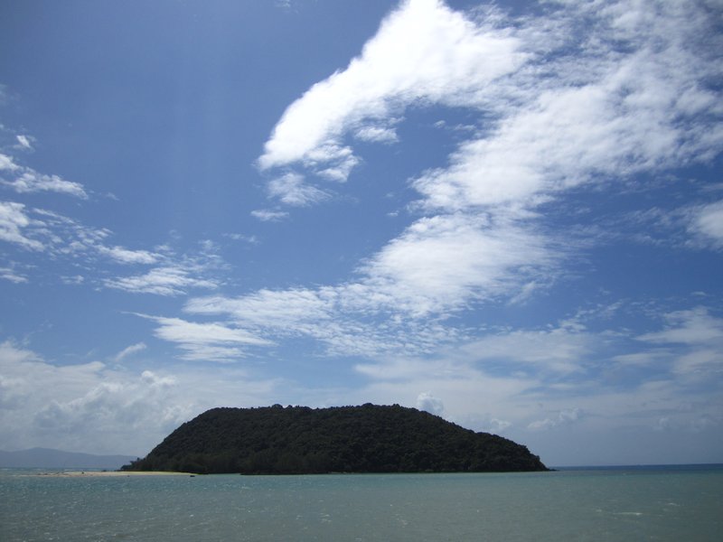 Desert island on route to Ko Pha Ngan