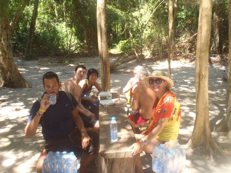 Lunch with our snorkel group