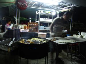 Our favourite Thai Donught maker in Krabi