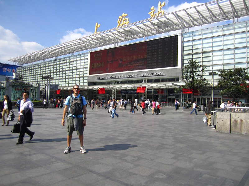 Terry ready to catch the train to Xian