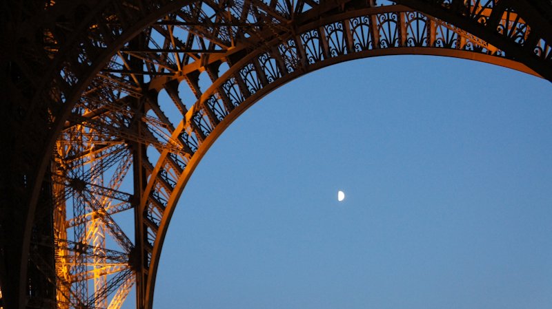 Paris by night E tower-00254