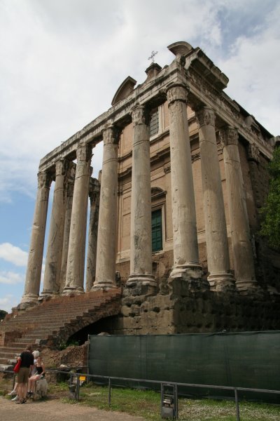 Temple of Antonino & Faustina