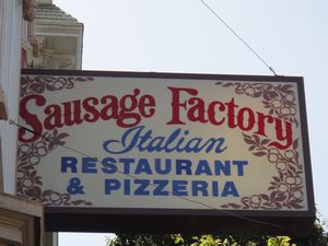 Shop name in Castro