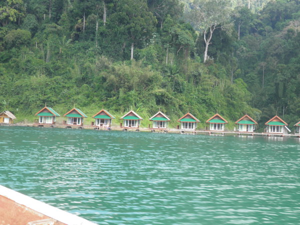 Floating Guesthouse