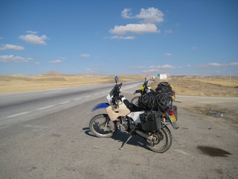 Empty Iranian roads