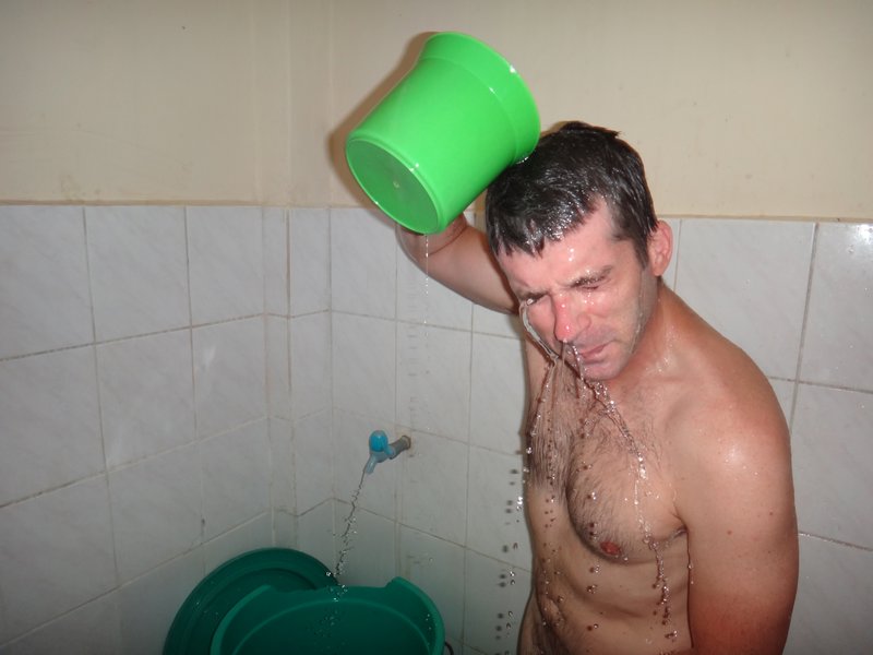 Bucket shower