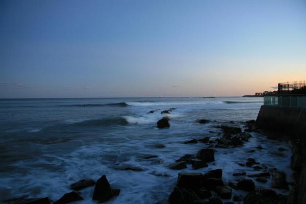 Evening Waves in Newport