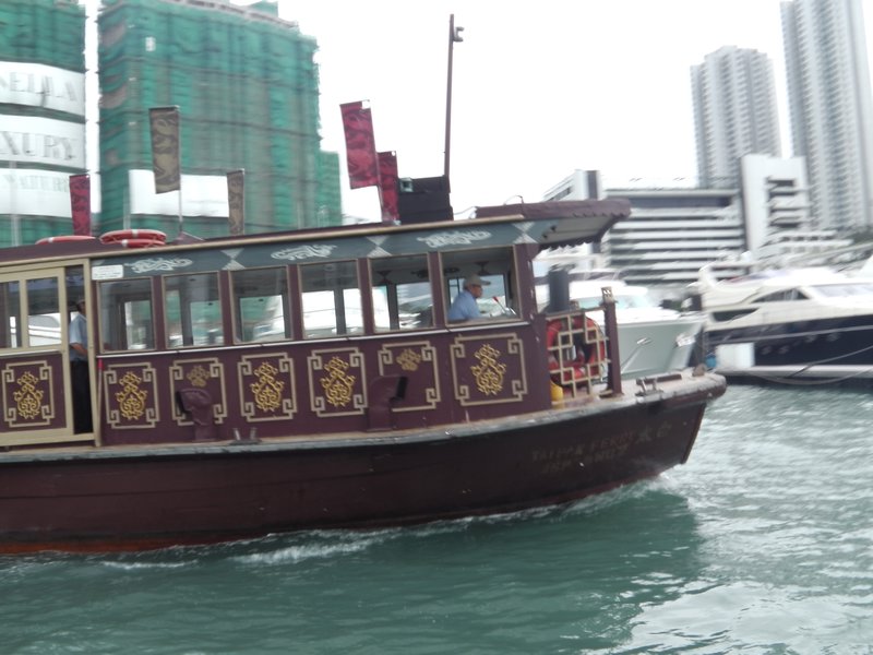 Boat tour in Aberdeen on Hong Kong Island