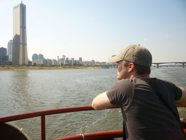 Han River and the 63 building.